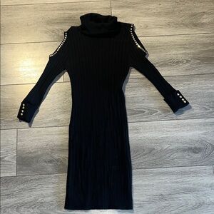 Elegant Black Cold Shoulder Dress